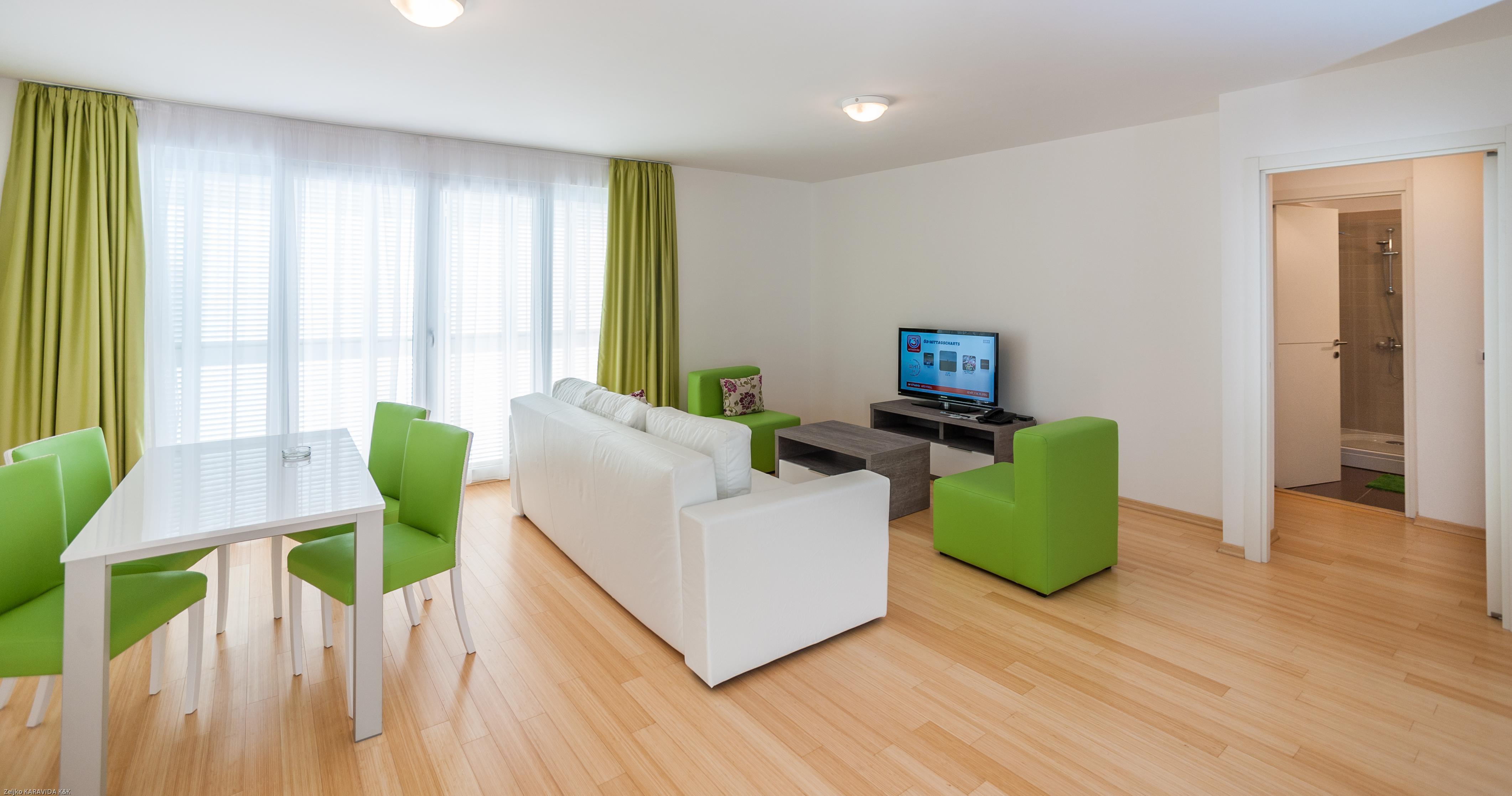 Sunnyside Apartments Resort Петрчане Екстер'єр фото