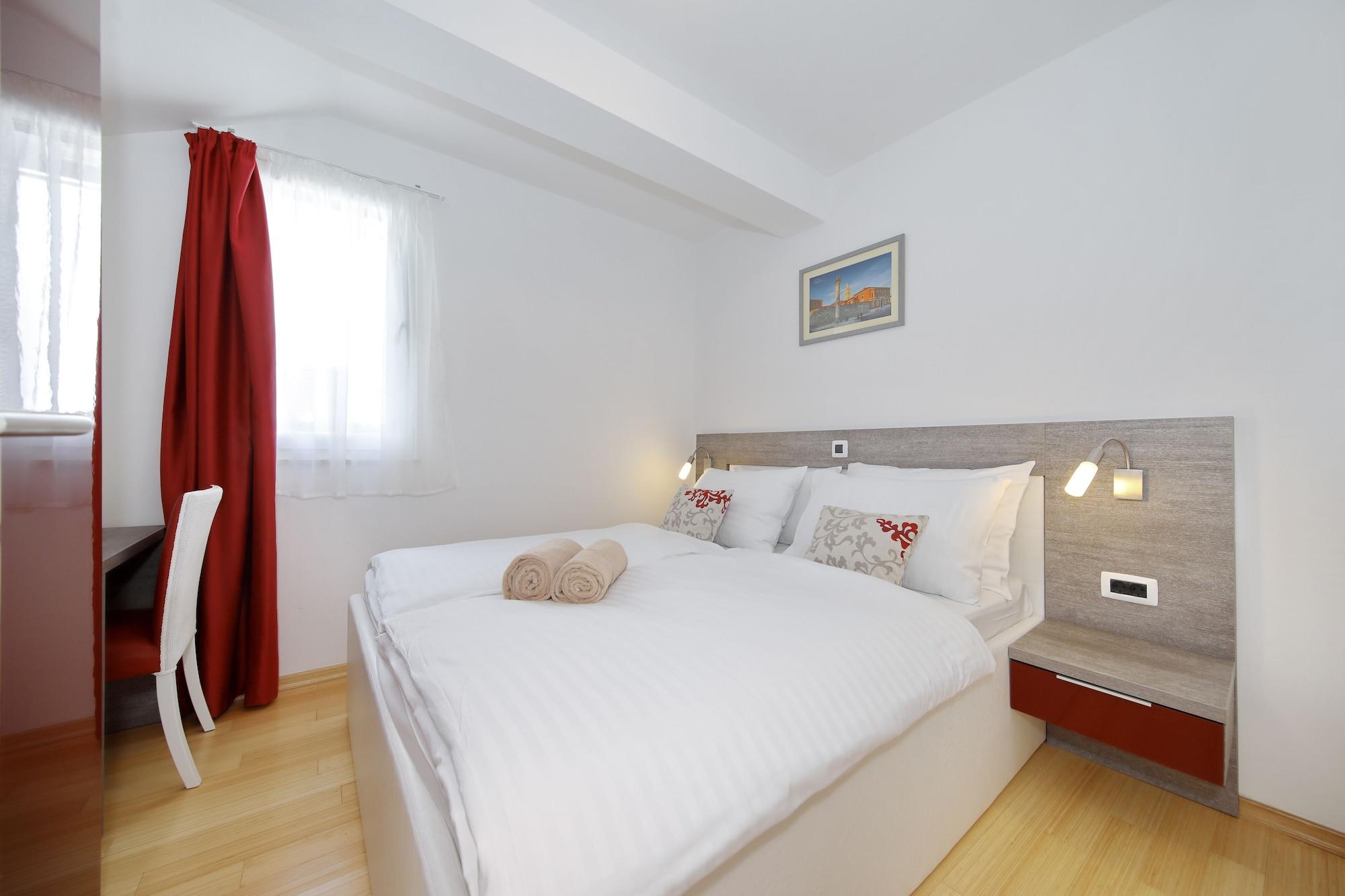 Sunnyside Apartments Resort Петрчане Екстер'єр фото