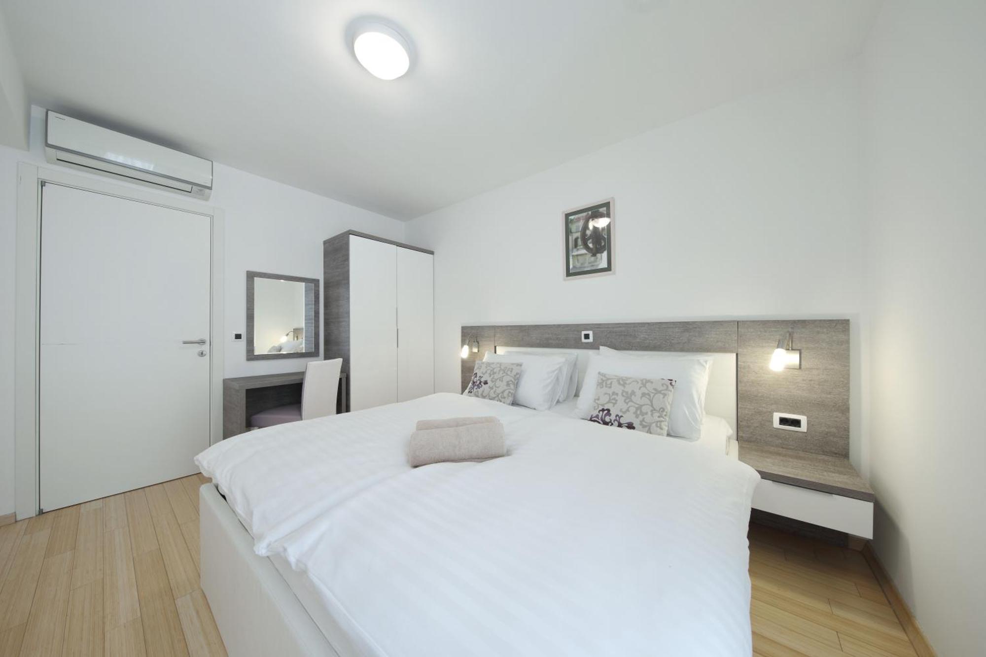 Sunnyside Apartments Resort Петрчане Номер фото
